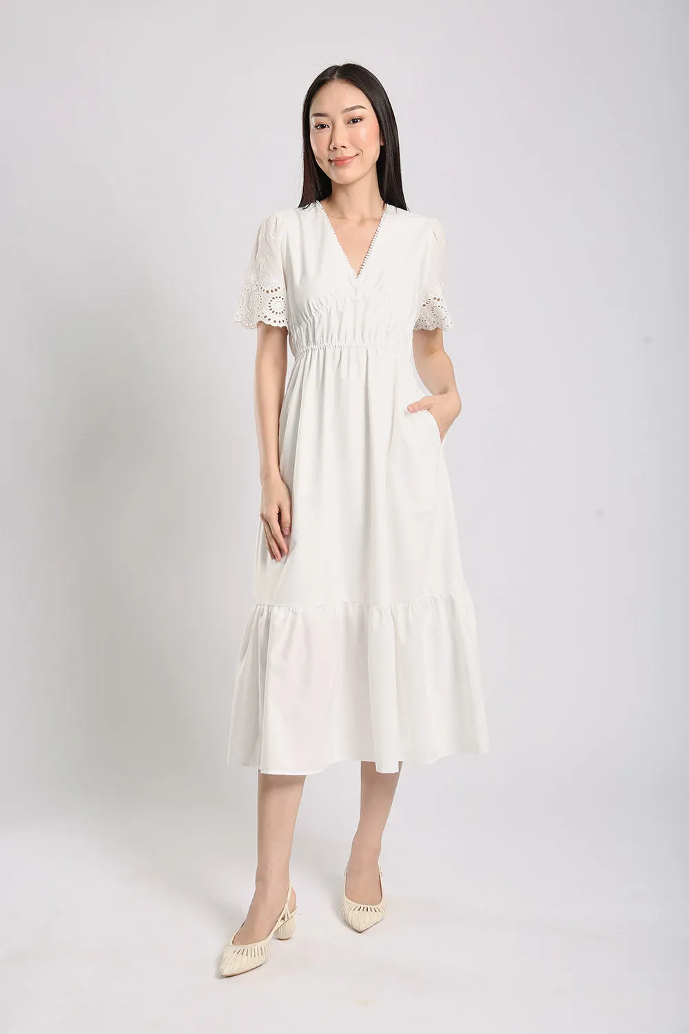 Alai Midaxi Maxi Dress in White
