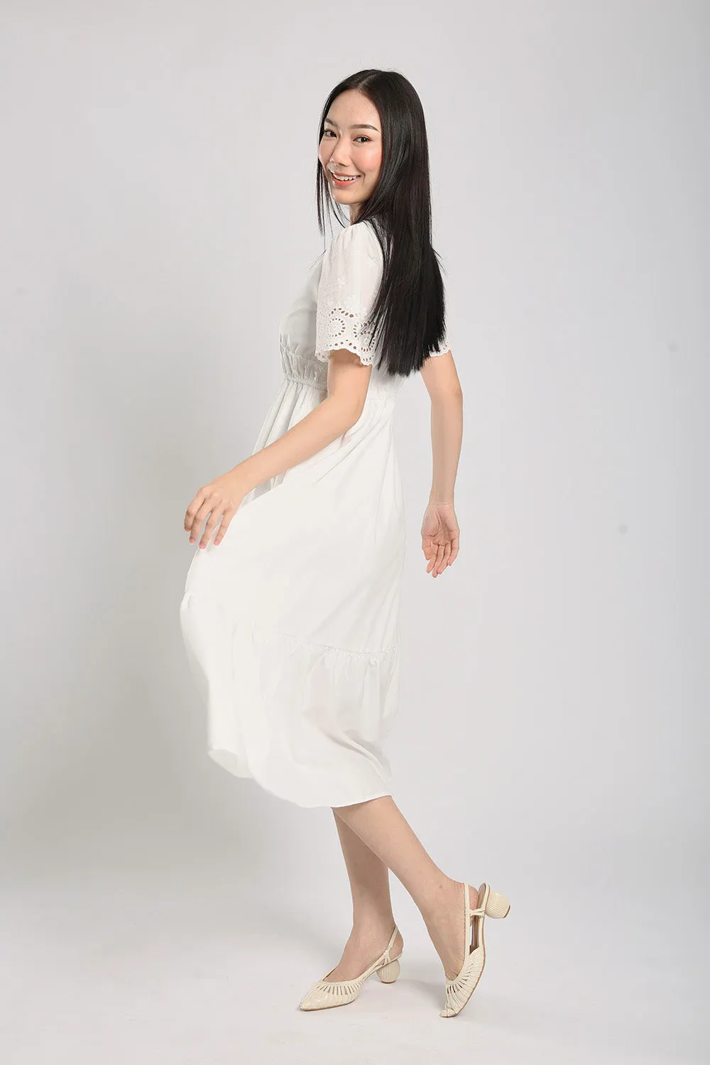 Alai Midaxi Maxi Dress in White