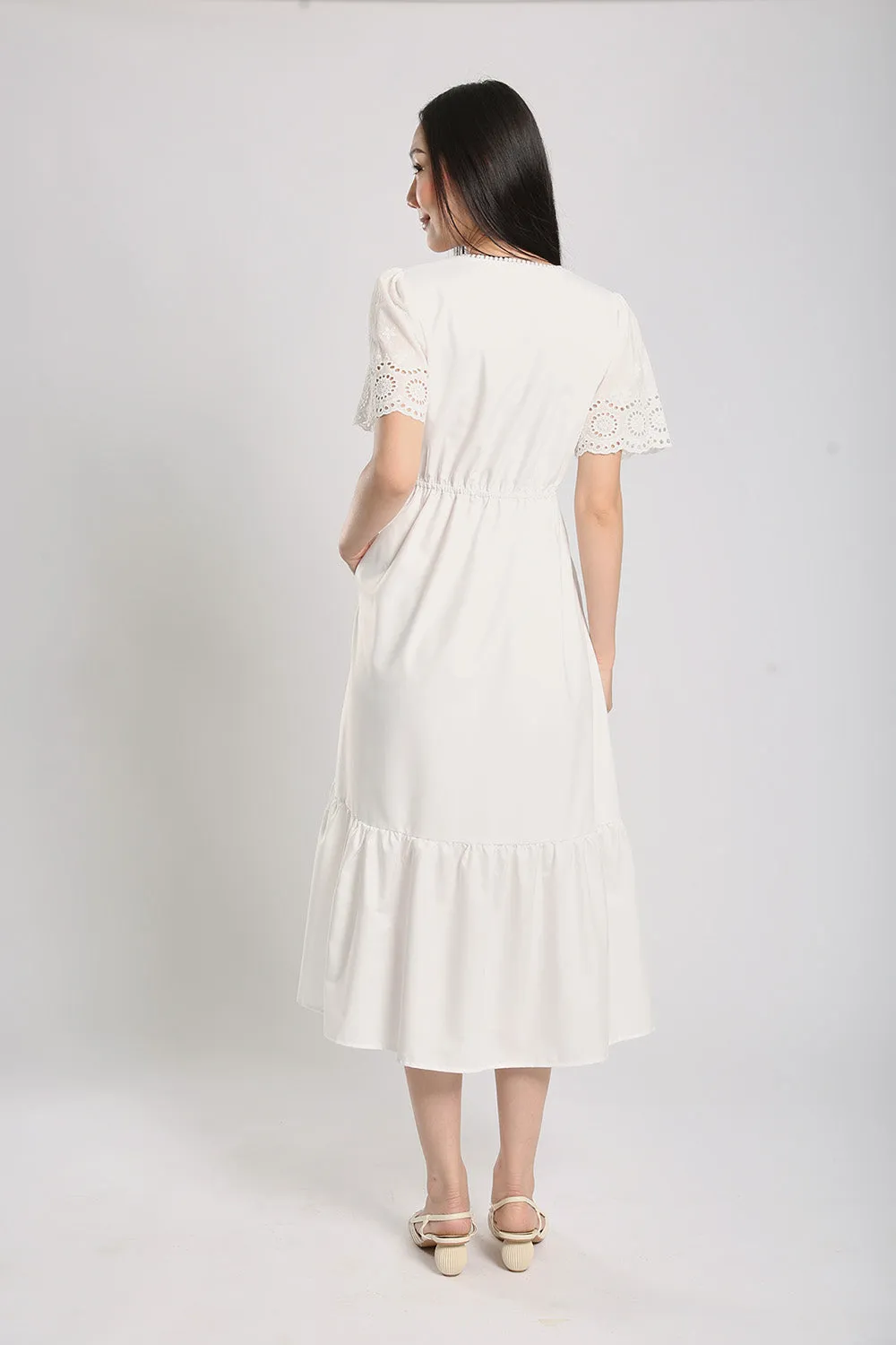 Alai Midaxi Maxi Dress in White