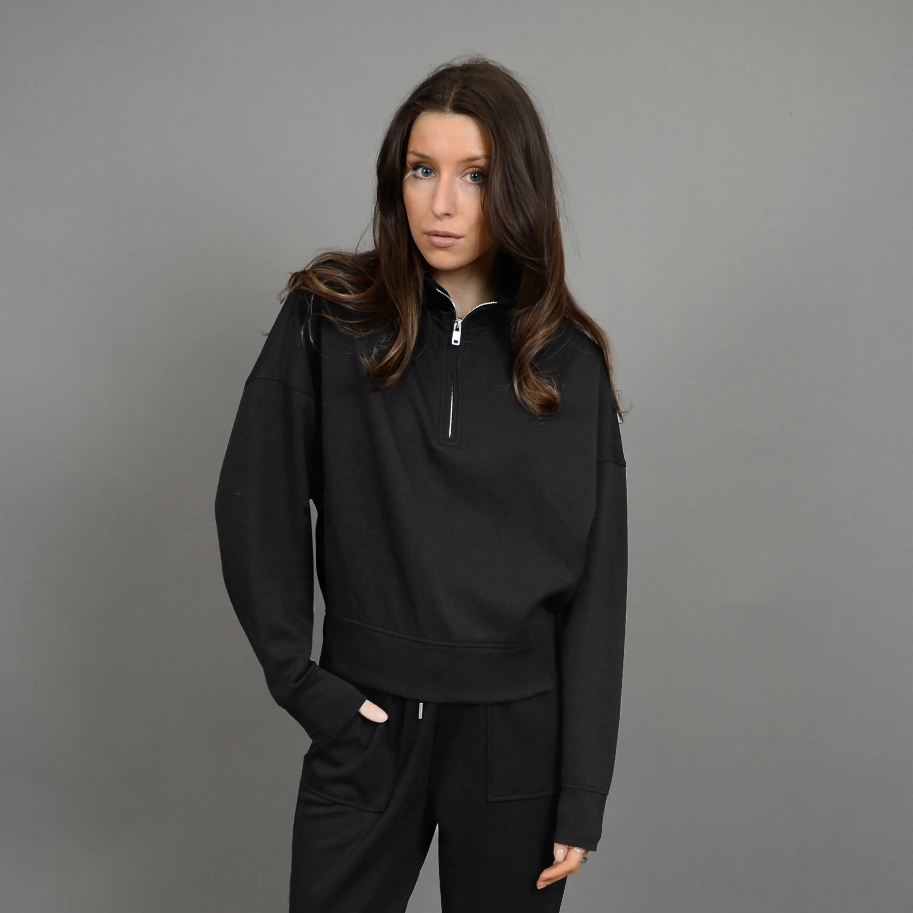 MARILYN HALF ZIP SWEATER - BLACK